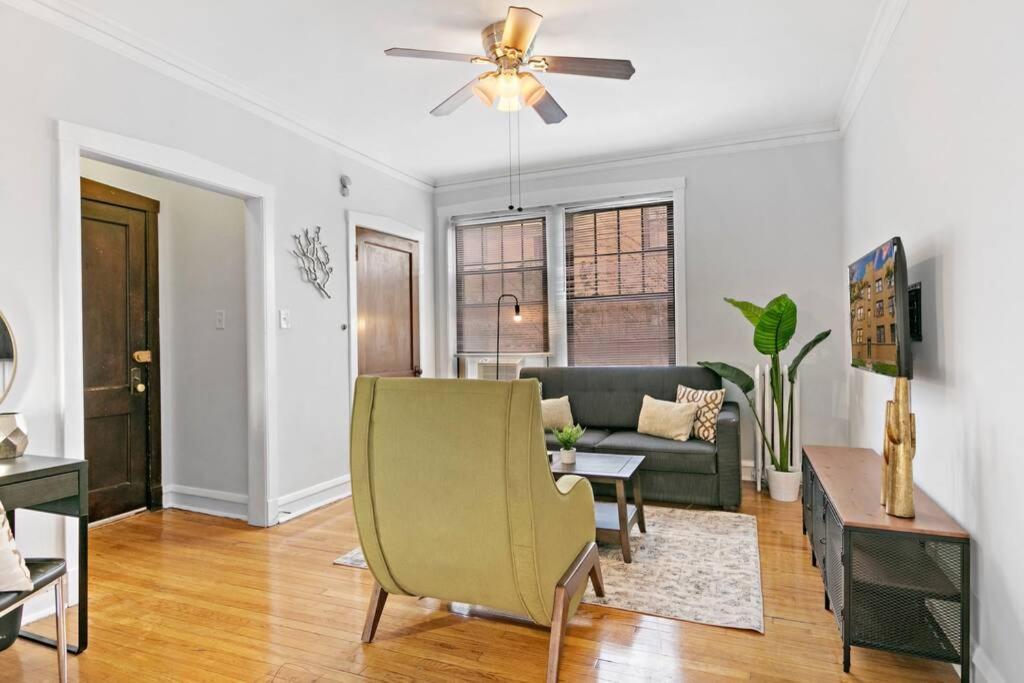 Well-Furnished 1Br Apt In Popular Spot - Belmont J3 Чикаго Экстерьер фото